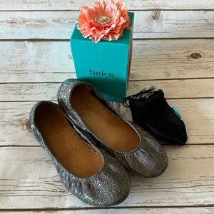 Tieks size 10 Slate Grey Croc